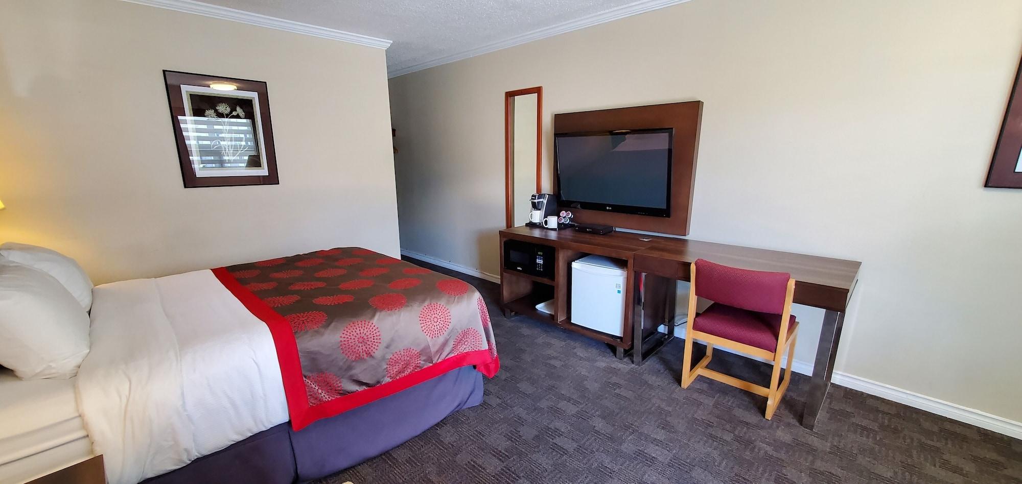 Grand Forks Inn Kültér fotó